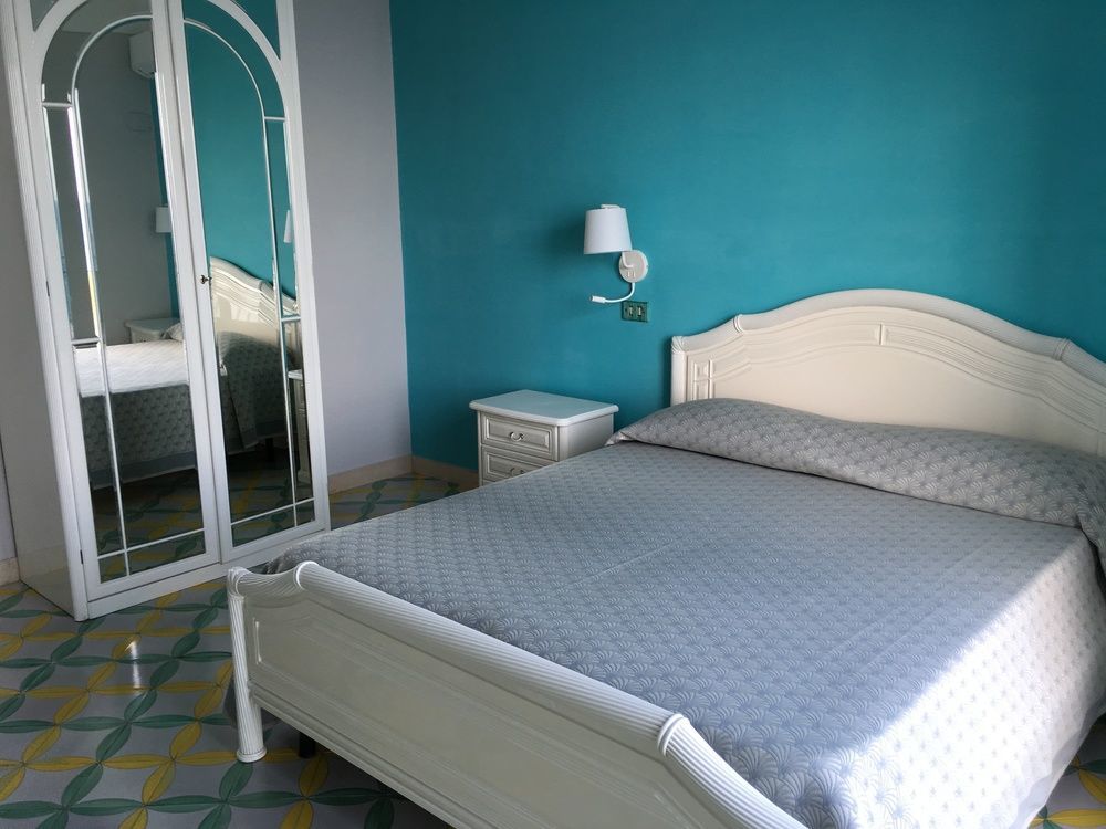 Amalfi Apartments Design Centro Storico 外观 照片