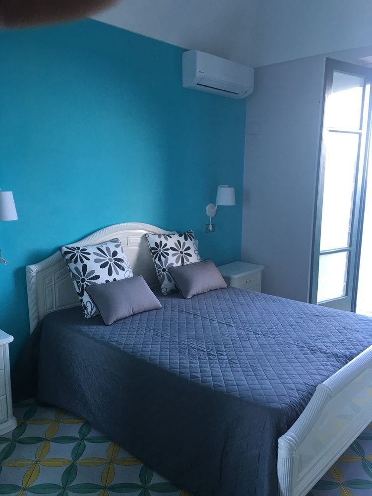 Amalfi Apartments Design Centro Storico 外观 照片